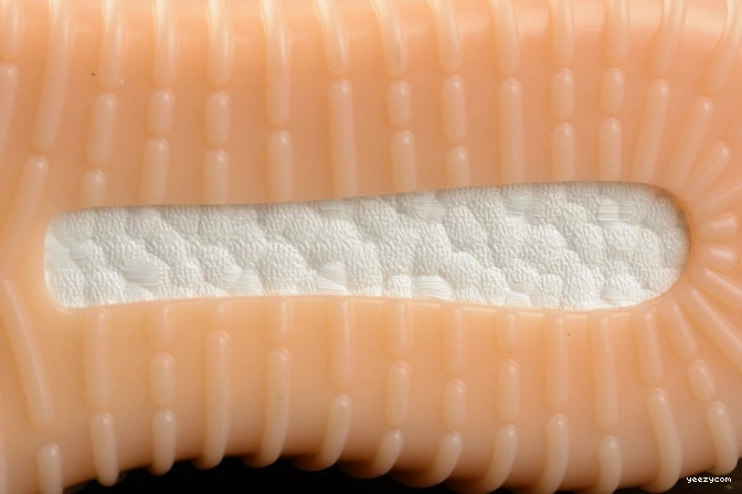 Yeezy Light 750 Boost BY2456 adidas Brown 1204